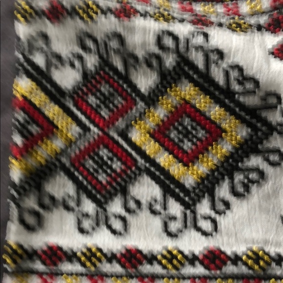 Blouse - Picture 2 of 3